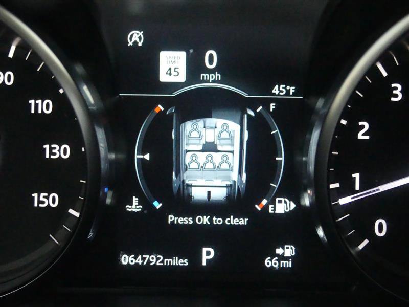 Used 2019 Land Rover Discovery Sport HSE image 34