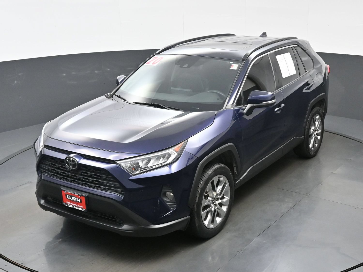 Used 2020 Toyota RAV4 XLE Premium FWD image 36