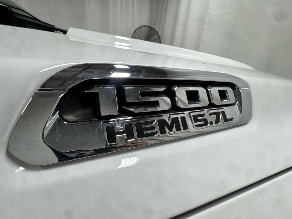 Used 2021 RAM 1500 Laramie AWD/4WD image 5