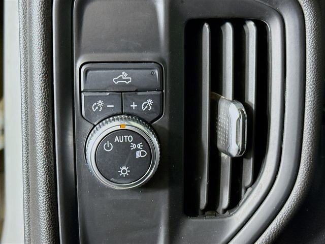 Used 2021 GMC Sierra 3500 2WD Crew Cab w/ Convenience Package image 12