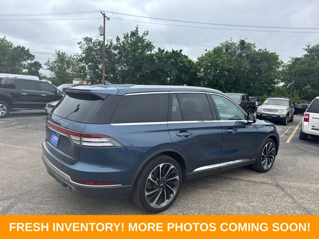 Used 2020 Lincoln Aviator Reserve w/ Equipment Group 202A AWD/4WD image 3