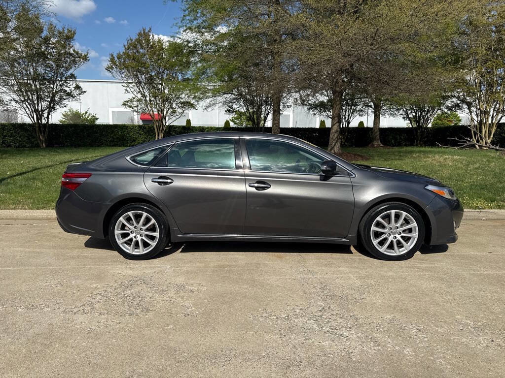 Used 2014 Toyota Avalon XLE Touring image 2