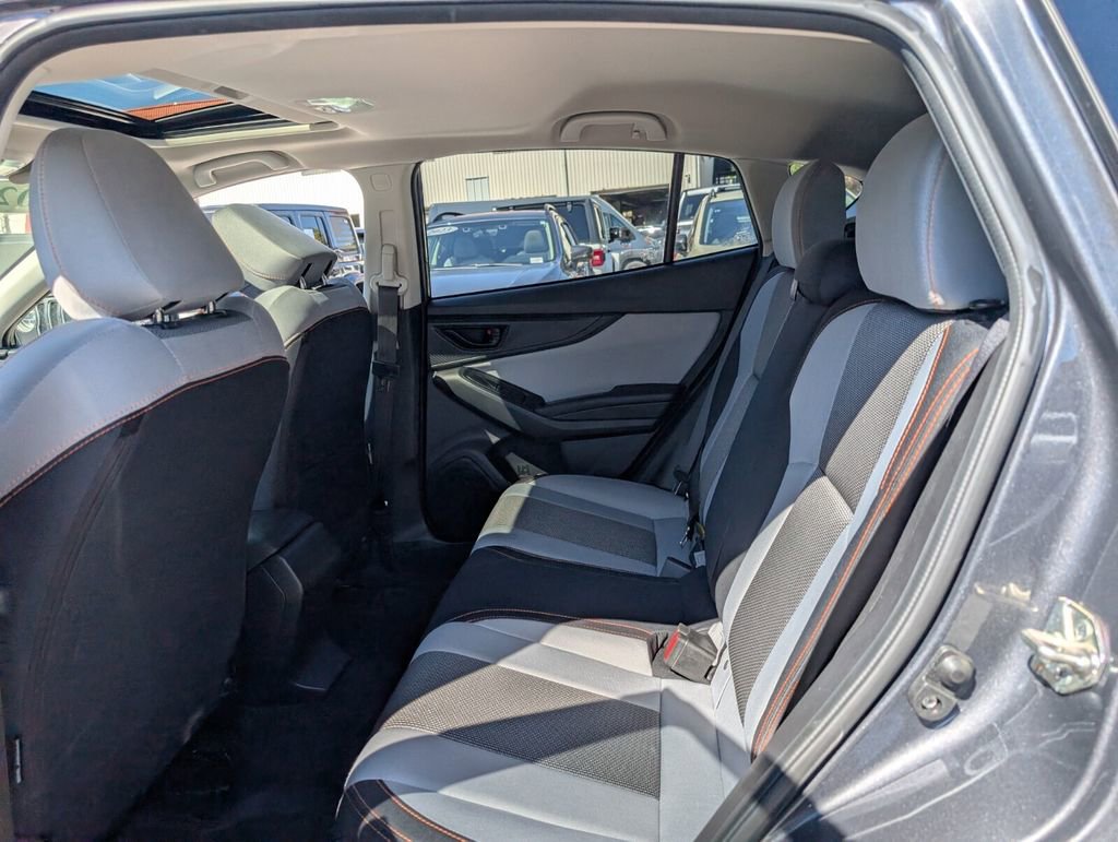 Used 2021 Subaru Crosstrek 2.0i Premium w/ Moonroof Package image 12