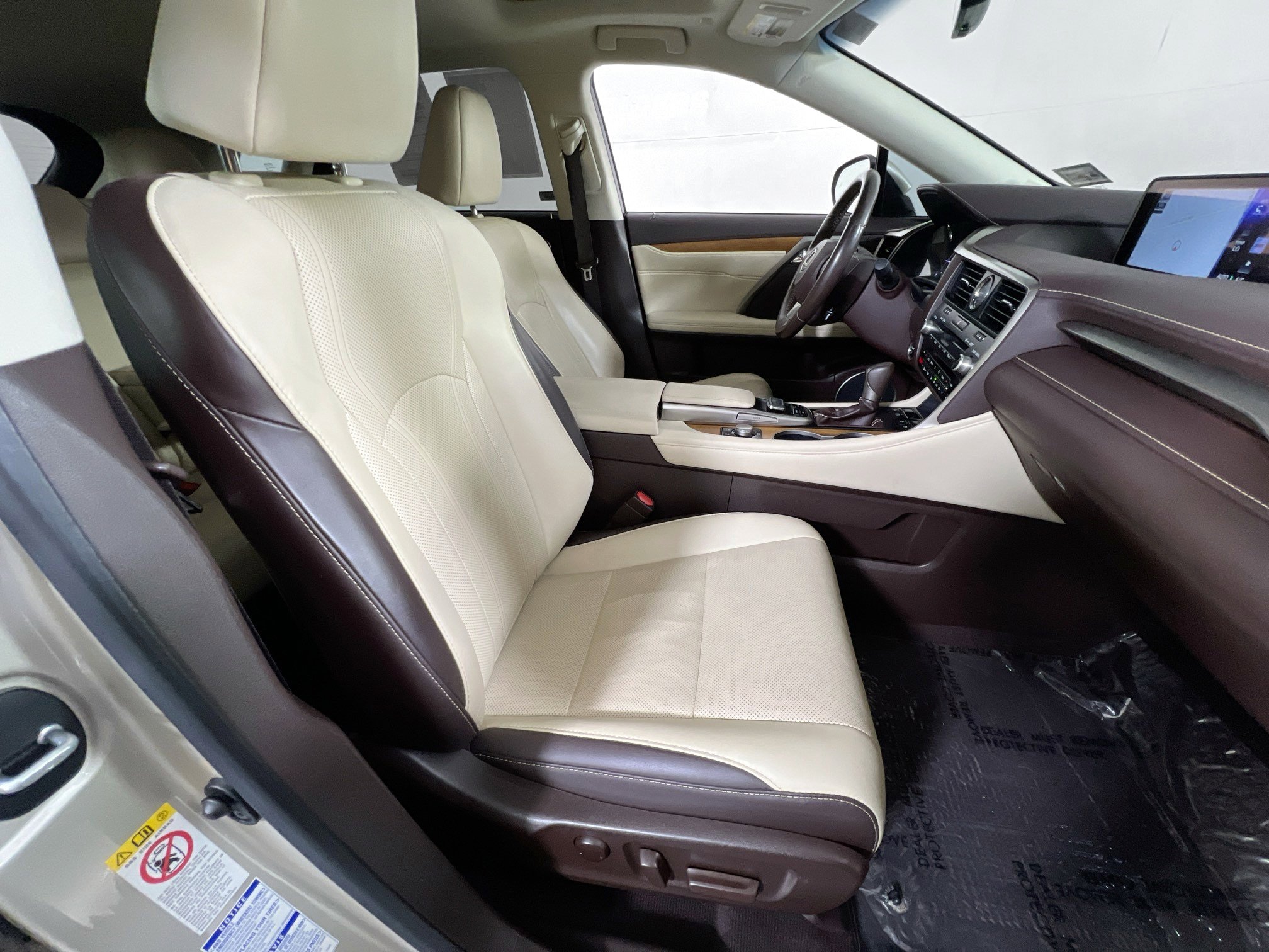 Used 2018 Lexus RX 450h AWD w/ Premium Package image 28