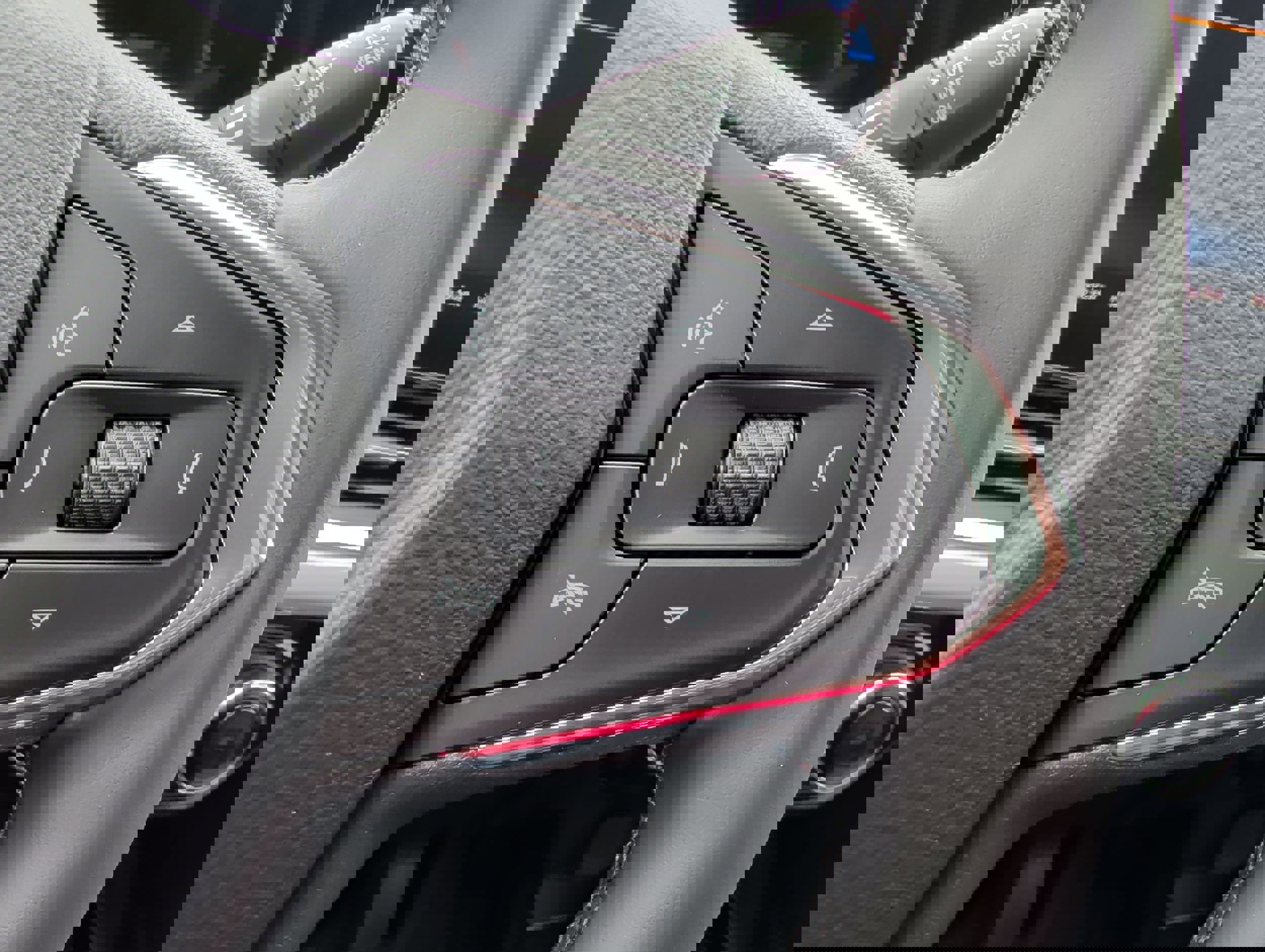 New 2026 Chevrolet Trax LT w/ Driver Confidence Package image 17