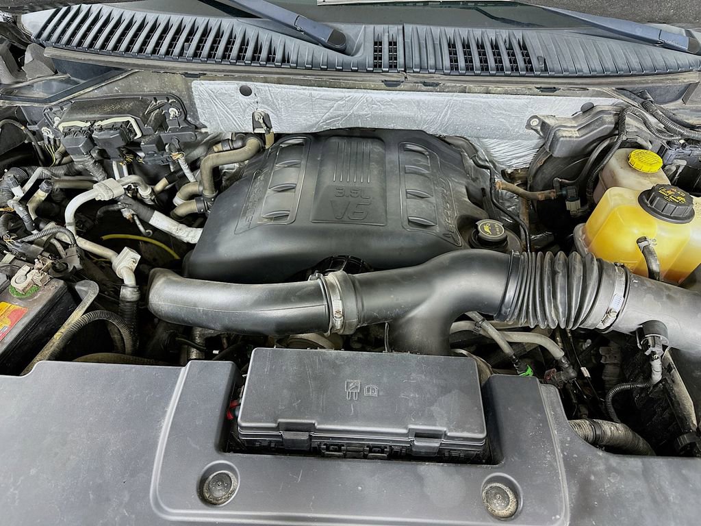 Used 2017 Ford Expedition Limited image 39