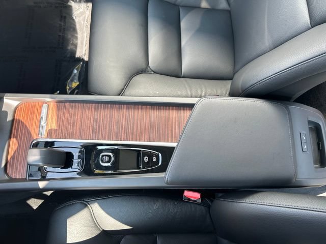 Certified 2023 Volvo S60 B5 Plus w/ Climate Package AWD/4WD image 28