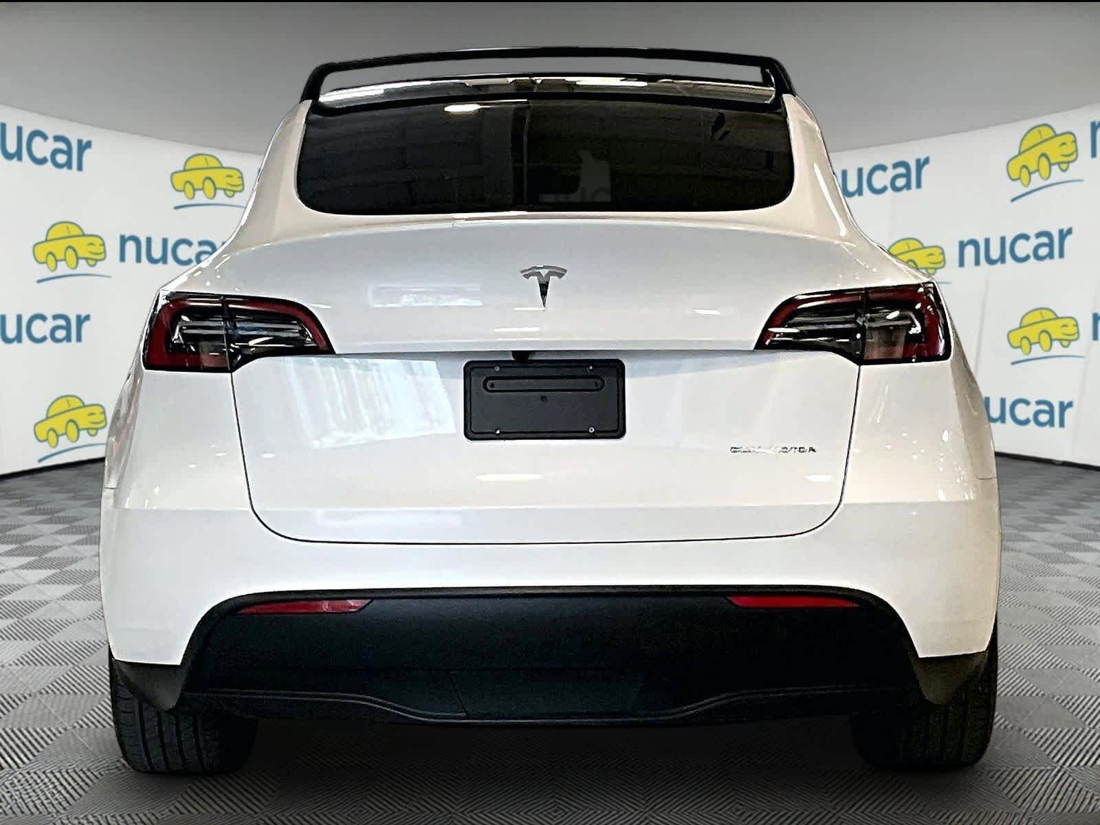 Used 2023 Tesla Model Y AWD image 5