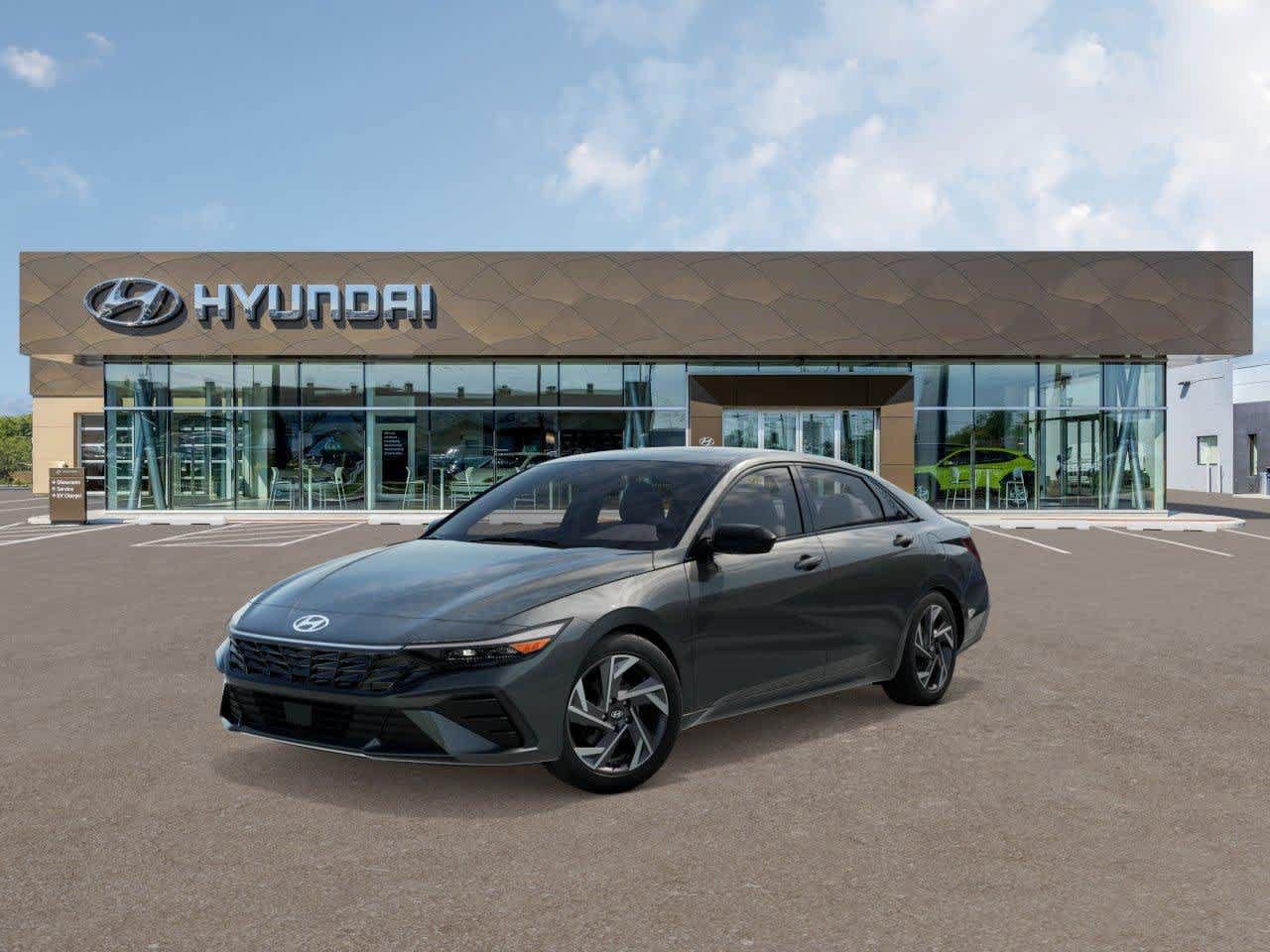 Used 2026 Hyundai Elantra SEL Sport w/ Cargo Package