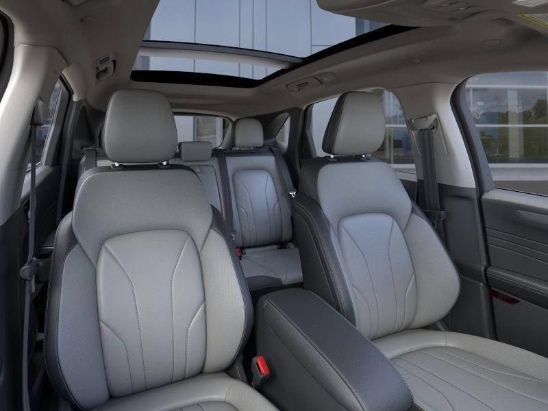 New 2025 Ford Escape SE w/ PHEV Premium Package FWD image 10