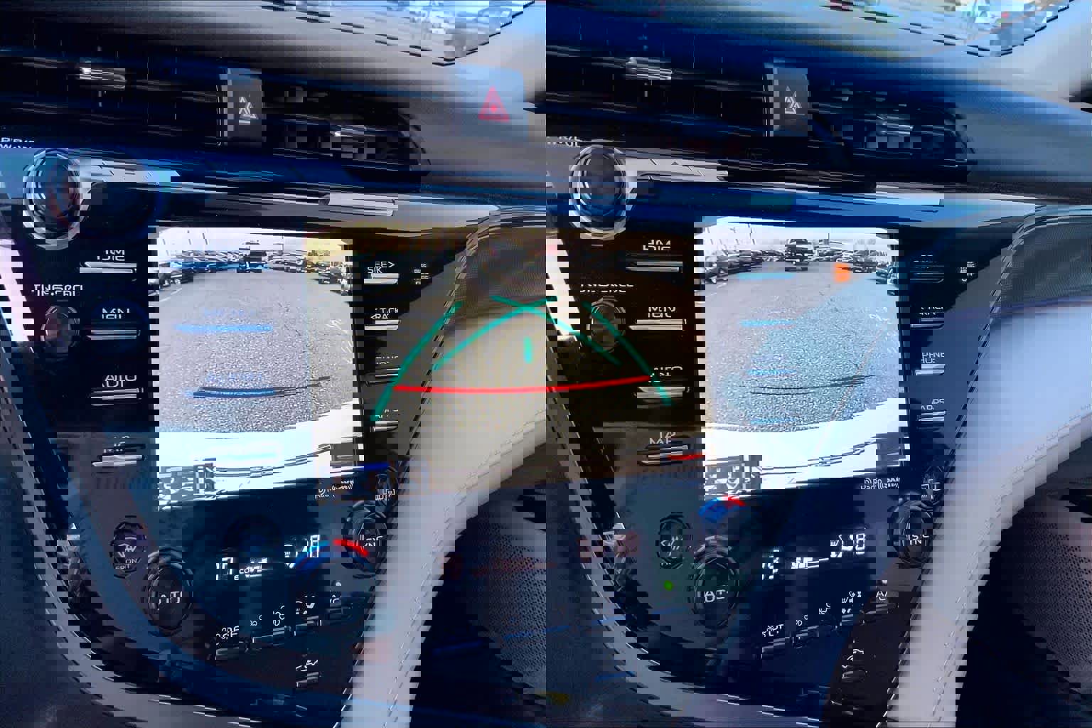 Used 2020 Toyota Camry XSE image 28