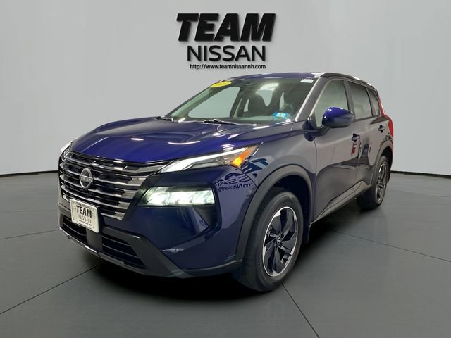 Certified 2026 Nissan Rogue SV AWD/4WD image 3