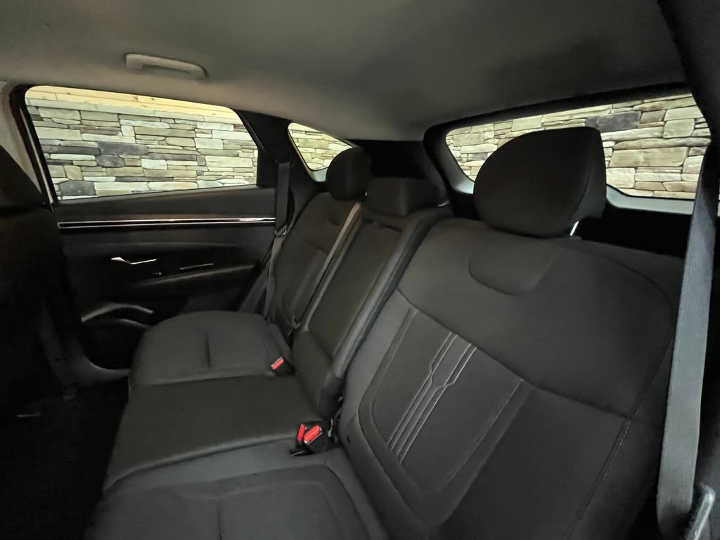 Certified 2023 Hyundai Tucson SEL AWD/4WD image 30