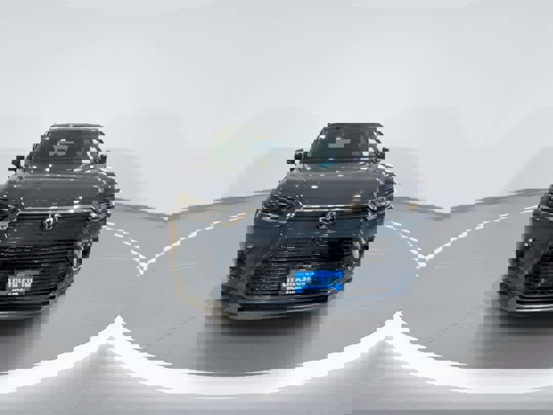 Used 2025 Toyota Grand Highlander AWD Hybrid image 3