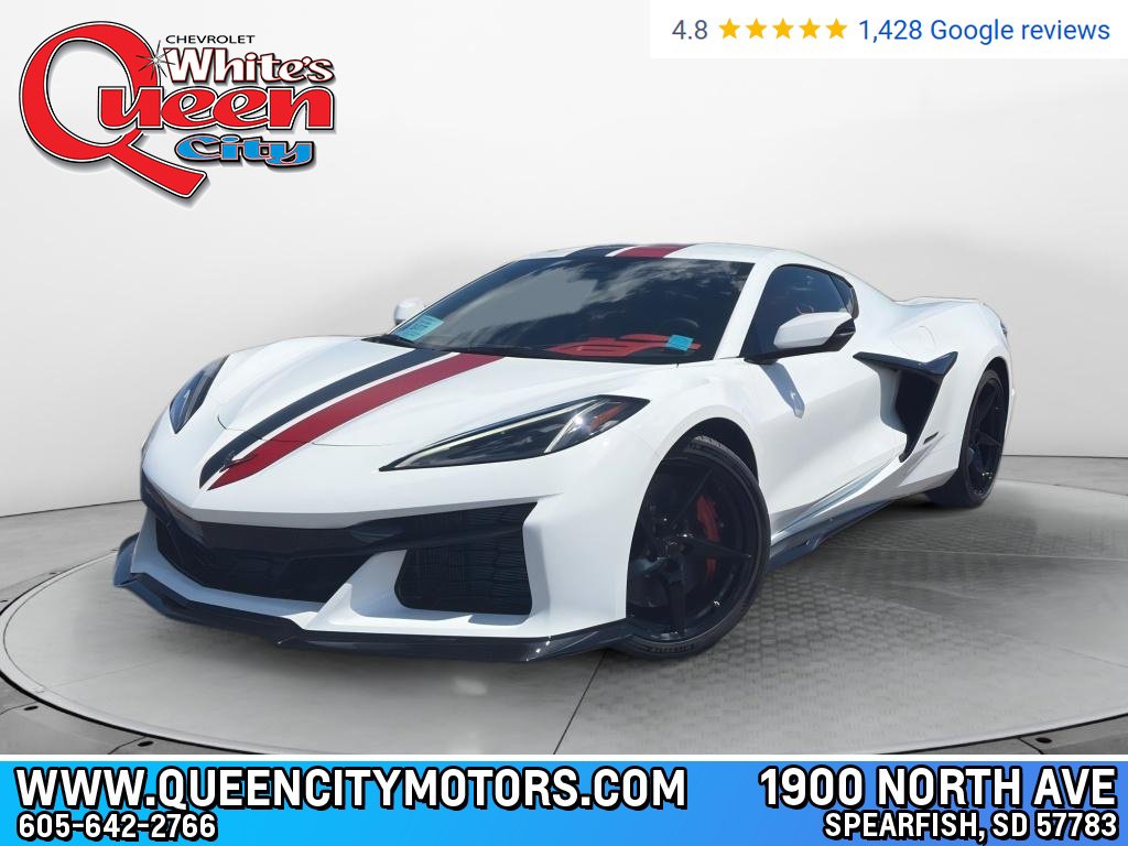 New 2026 Chevrolet Corvette E-Ray w/ Stealth Interior Trim Package AWD/4WD image 1