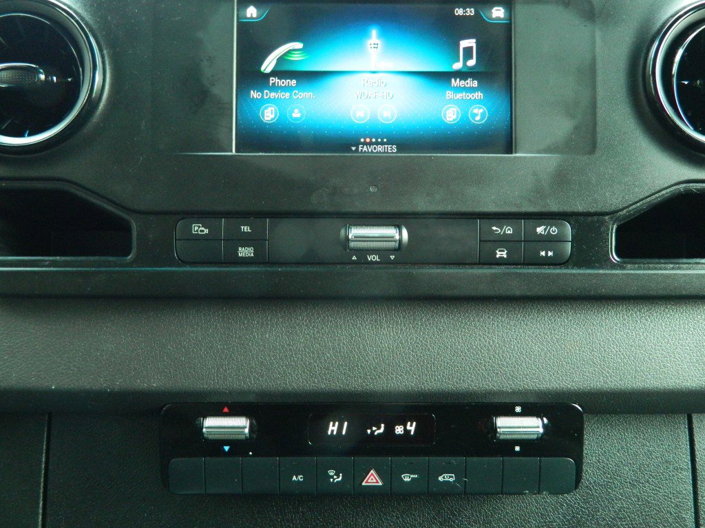 Used 2022 Mercedes-Benz Sprinter 1500 image 18