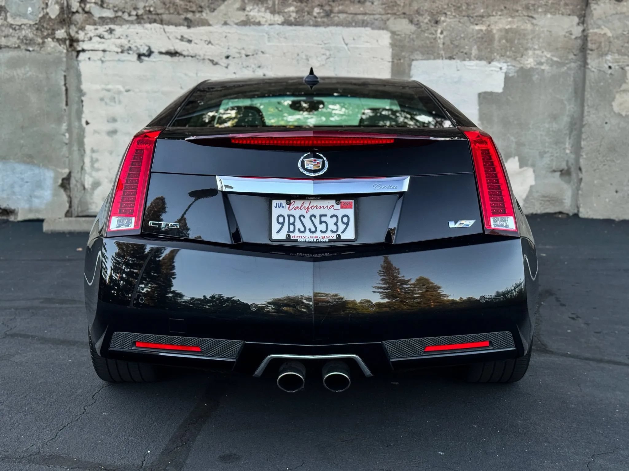 Used 2011 Cadillac CTS V w/ Wood Trim Package RWD image 6