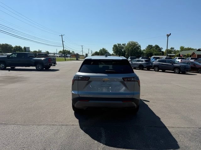 Used 2026 Chevrolet Equinox LT AWD/4WD image 6