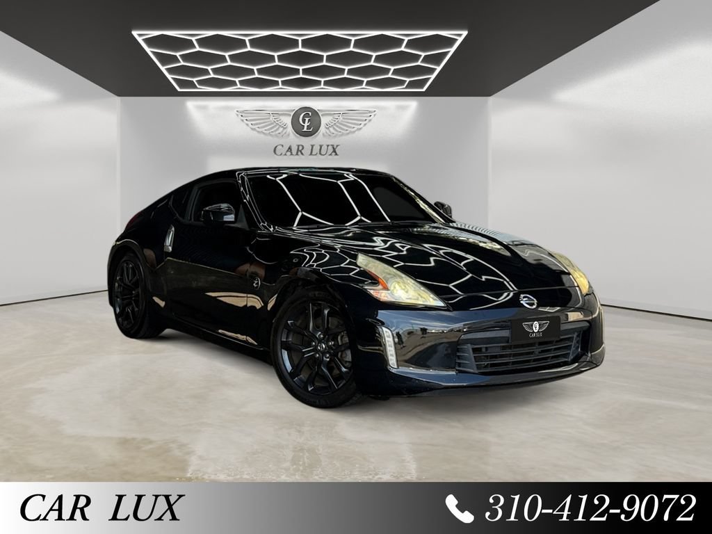 Used 2016 Nissan 370Z Coupe RWD image 7