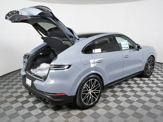 New 2026 Porsche Cayenne S image 28