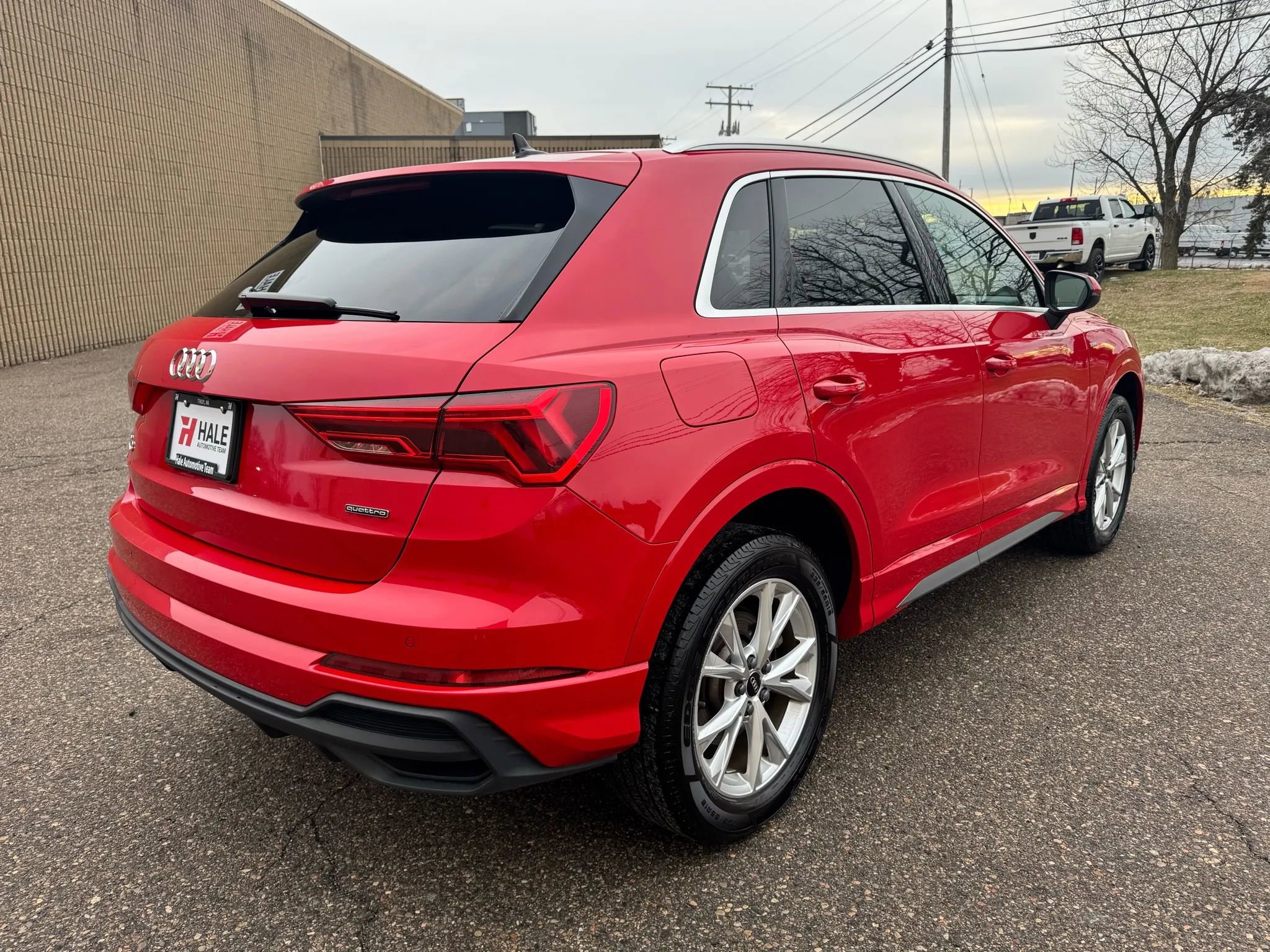 Used 2024 Audi Q3 2.0T Premium image 9