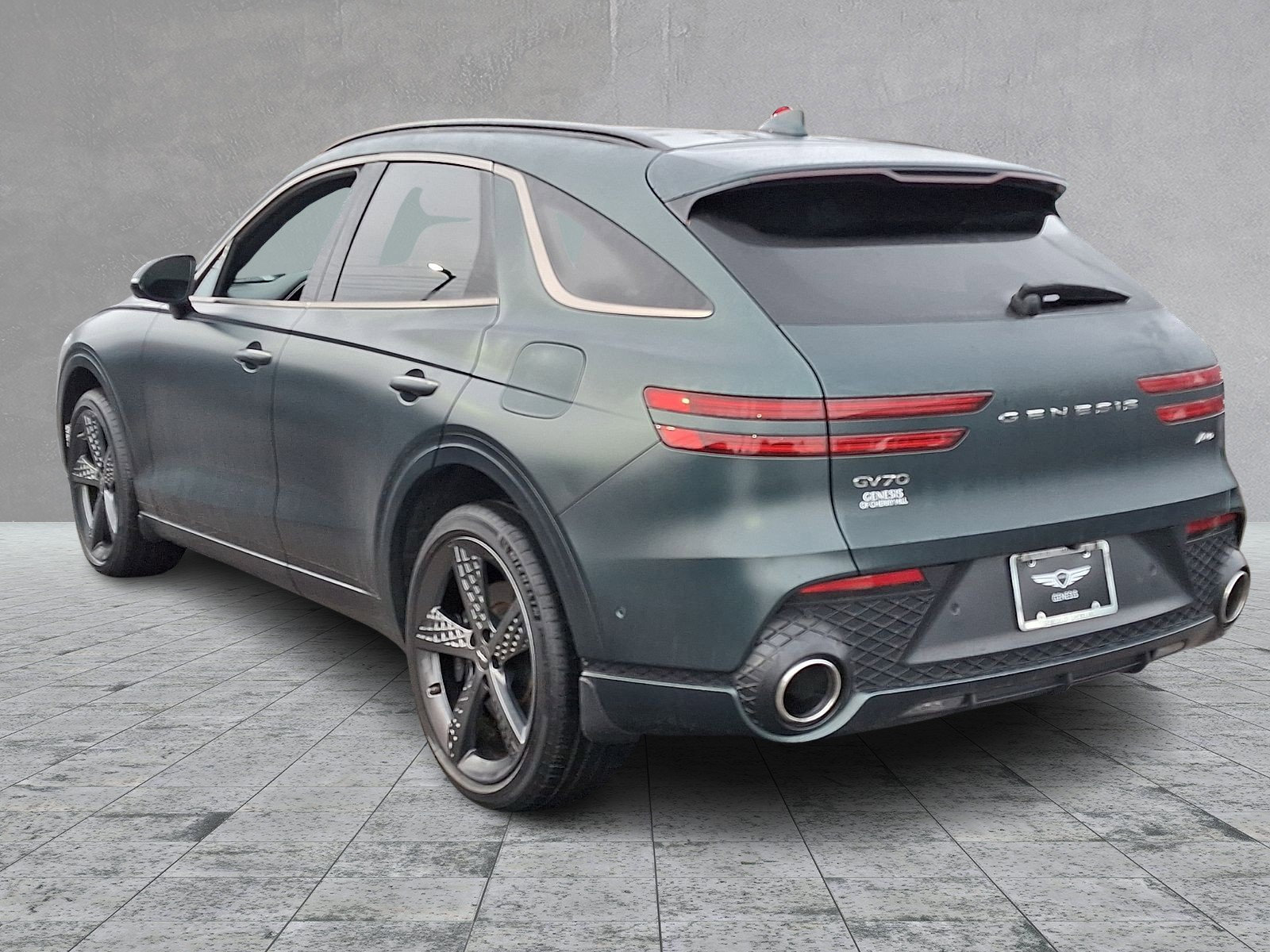 Certified 2023 Genesis GV70 2.5T w/ Sport Prestige Package image 7