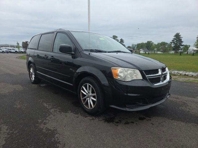 Used 2014 Dodge Grand Caravan SXT FWD image 1