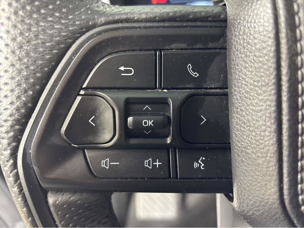 Used 2025 Toyota Sequoia SR5 w/ TRD Sport Package AWD/4WD image 19