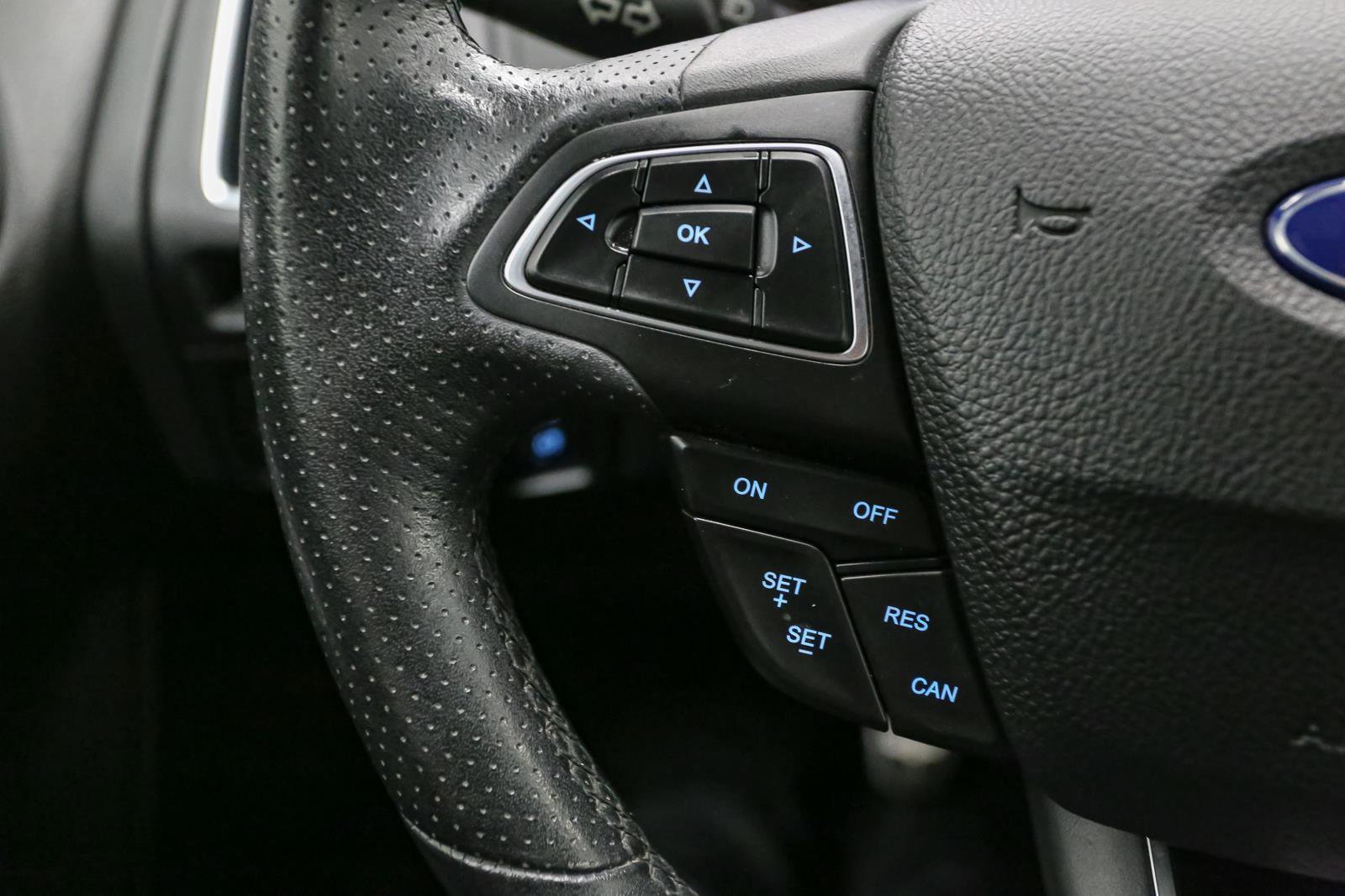 Used 2017 Ford Focus ST image 35