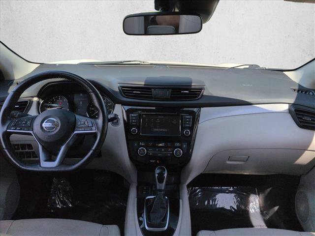Used 2020 Nissan Rogue Sport SL AWD/4WD image 17