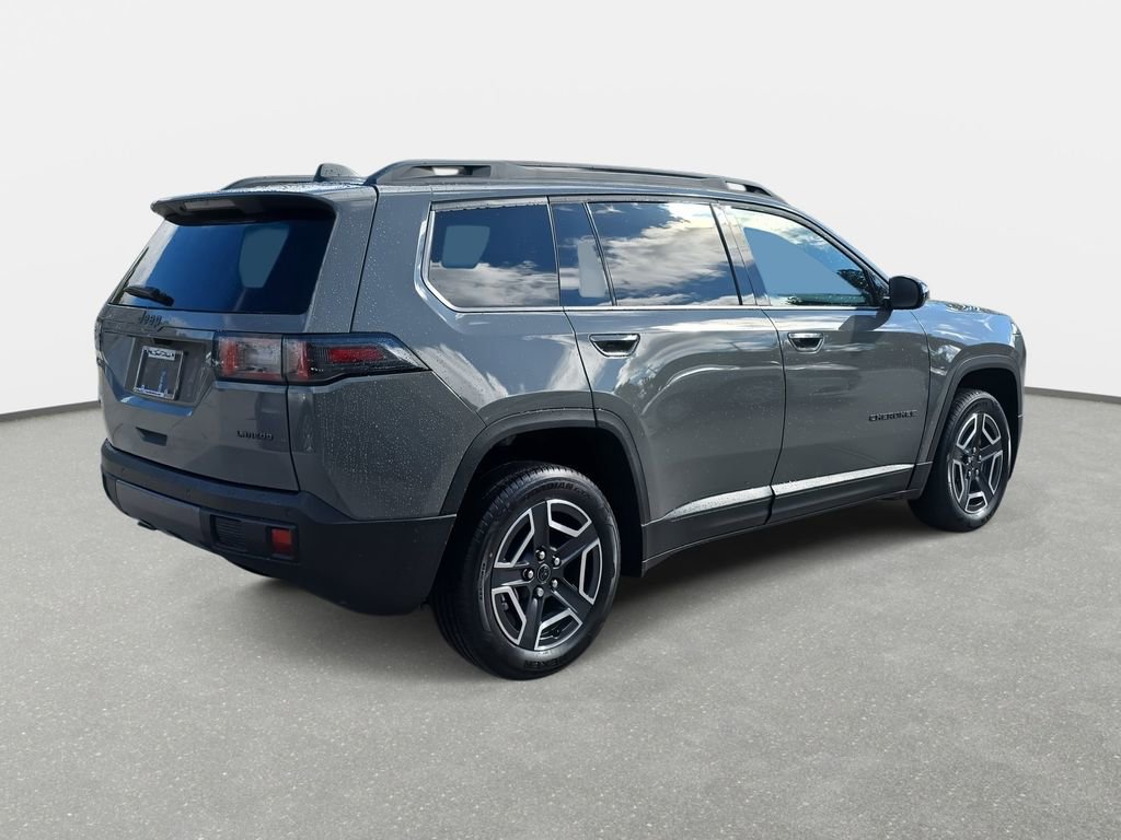 New 2026 Jeep Cherokee Laredo image 5