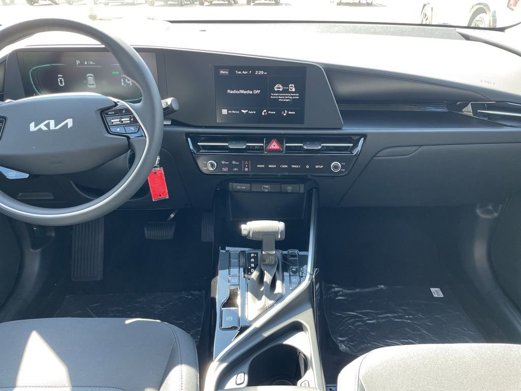 New 2026 Kia Niro LX FWD image 11
