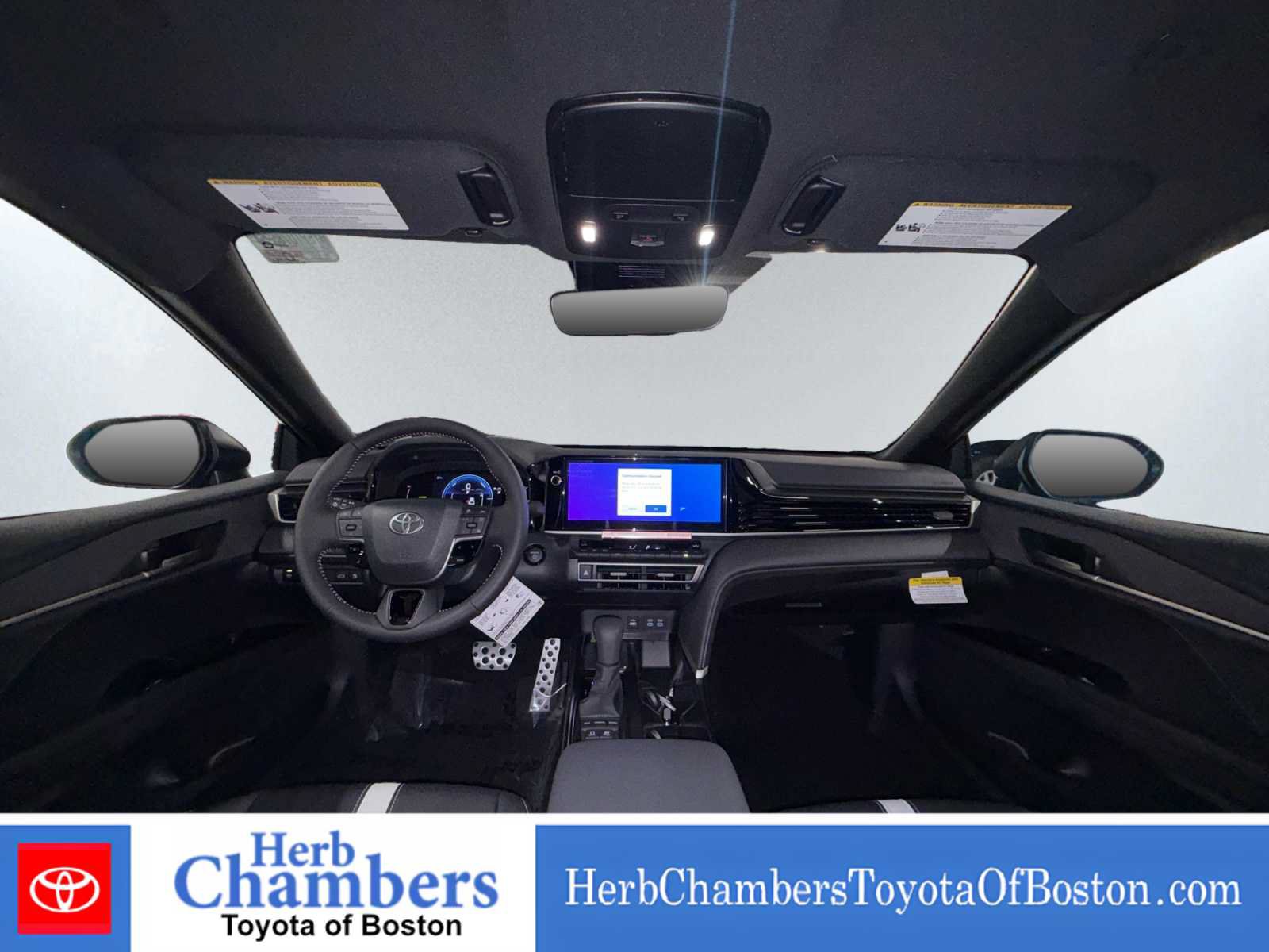 Used 2026 Toyota Camry SE w/ Multimedia Upgrade Package FWD image 6