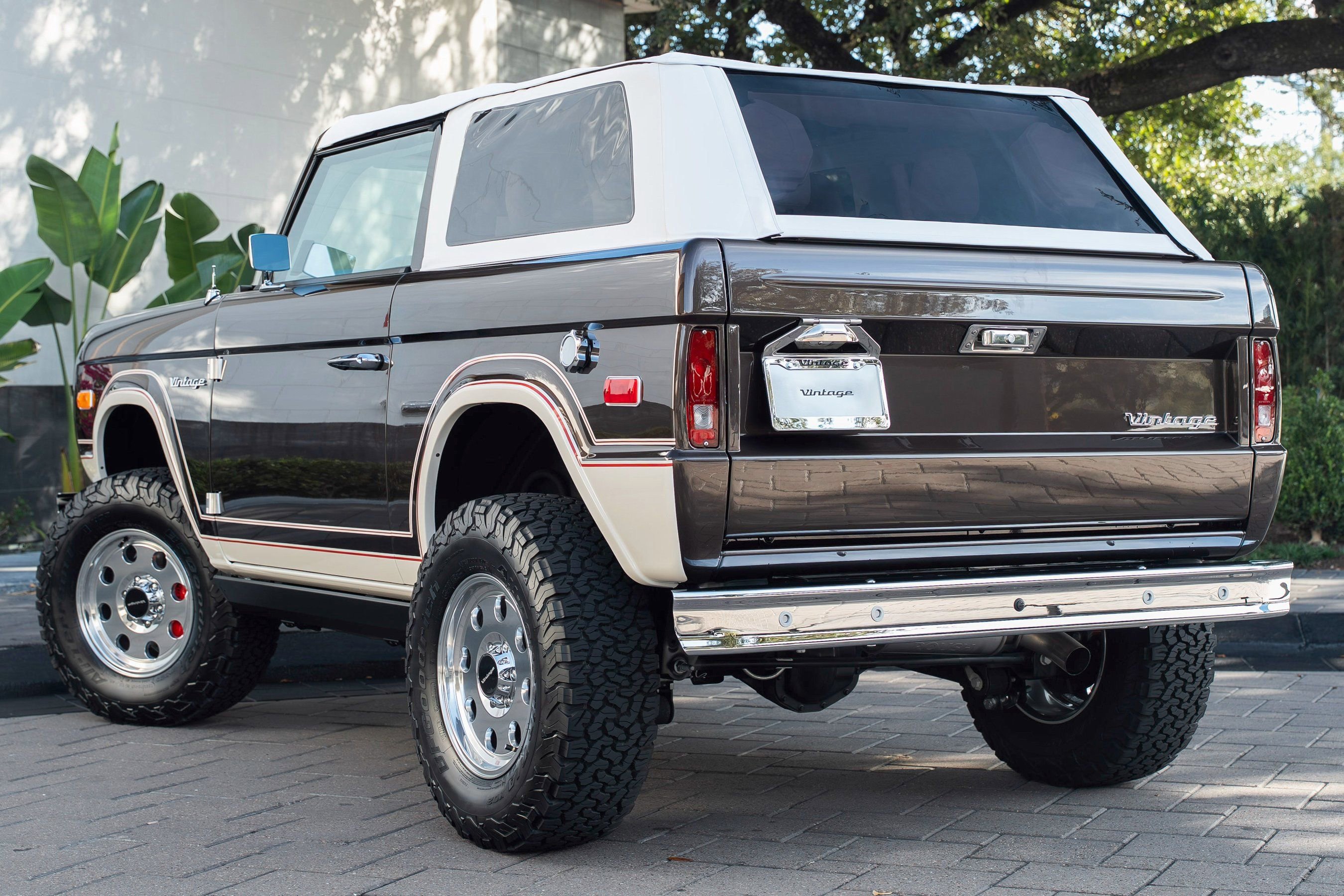 Used 2024 Ford Bronco Black Diamond image 52