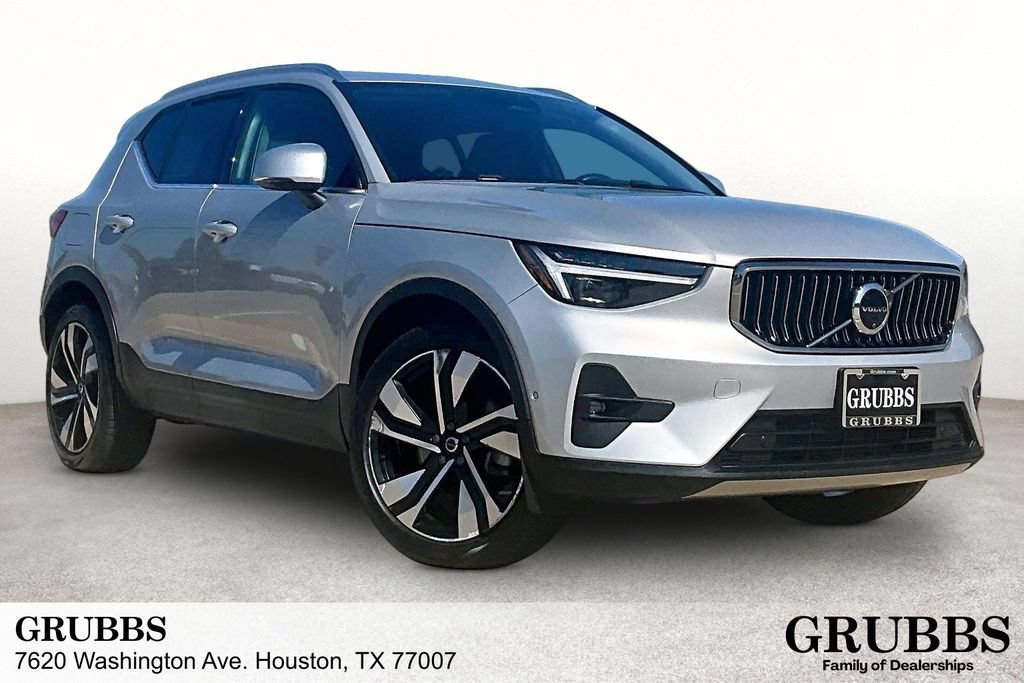 Certified 2024 Volvo XC40 B5 Plus w/ Protection Package Premier