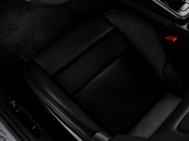 Certified 2025 Porsche 911 Carrera image 24