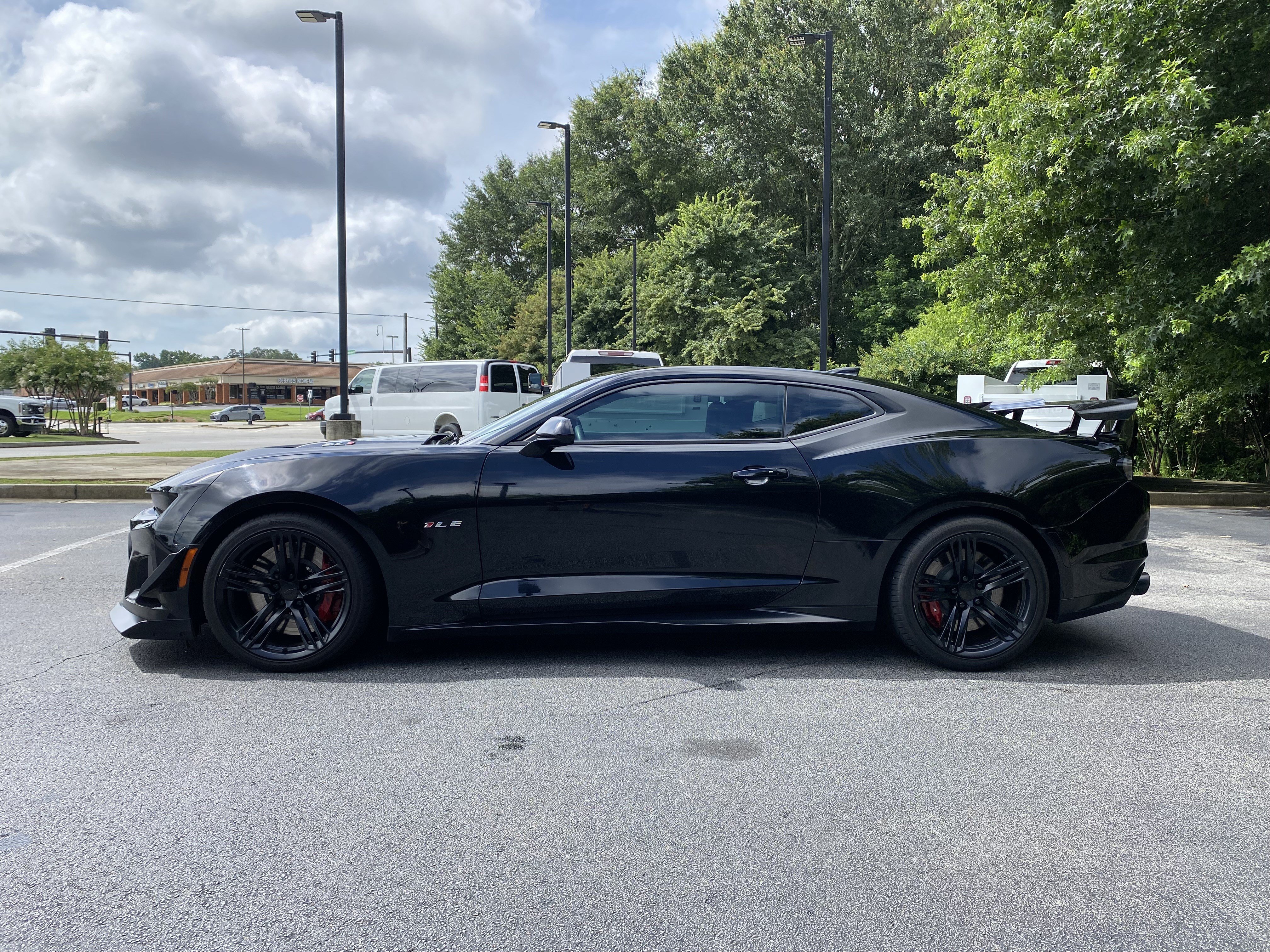 Used 2020 Chevrolet Camaro ZL1 RWD image 6