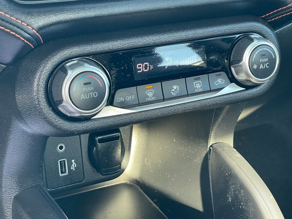 Certified 2020 Nissan Versa SR image 20