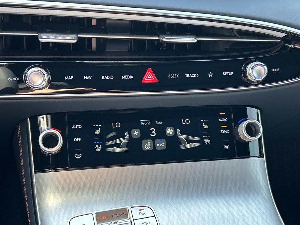 New 2026 Genesis GV70 2.5T Sport Prestige image 33