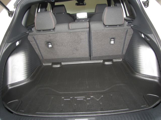 Certified 2025 Honda HR-V Sport image 15
