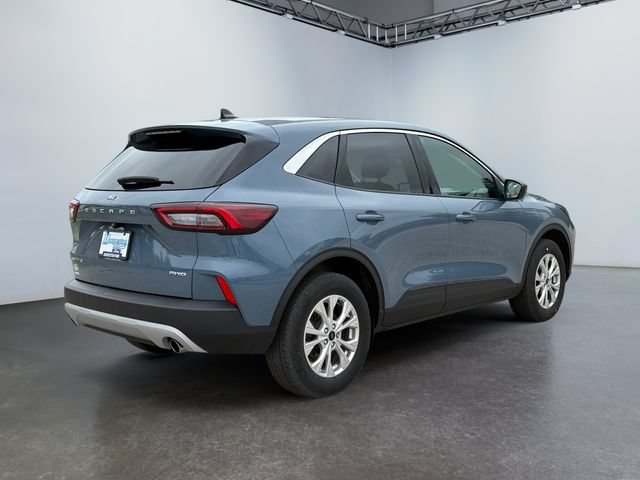Used 2024 Ford Escape Active AWD/4WD image 5