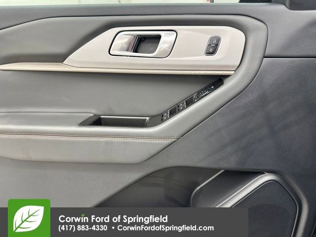 New 2026 Ford Explorer Active w/ Active Comfort Package image 39