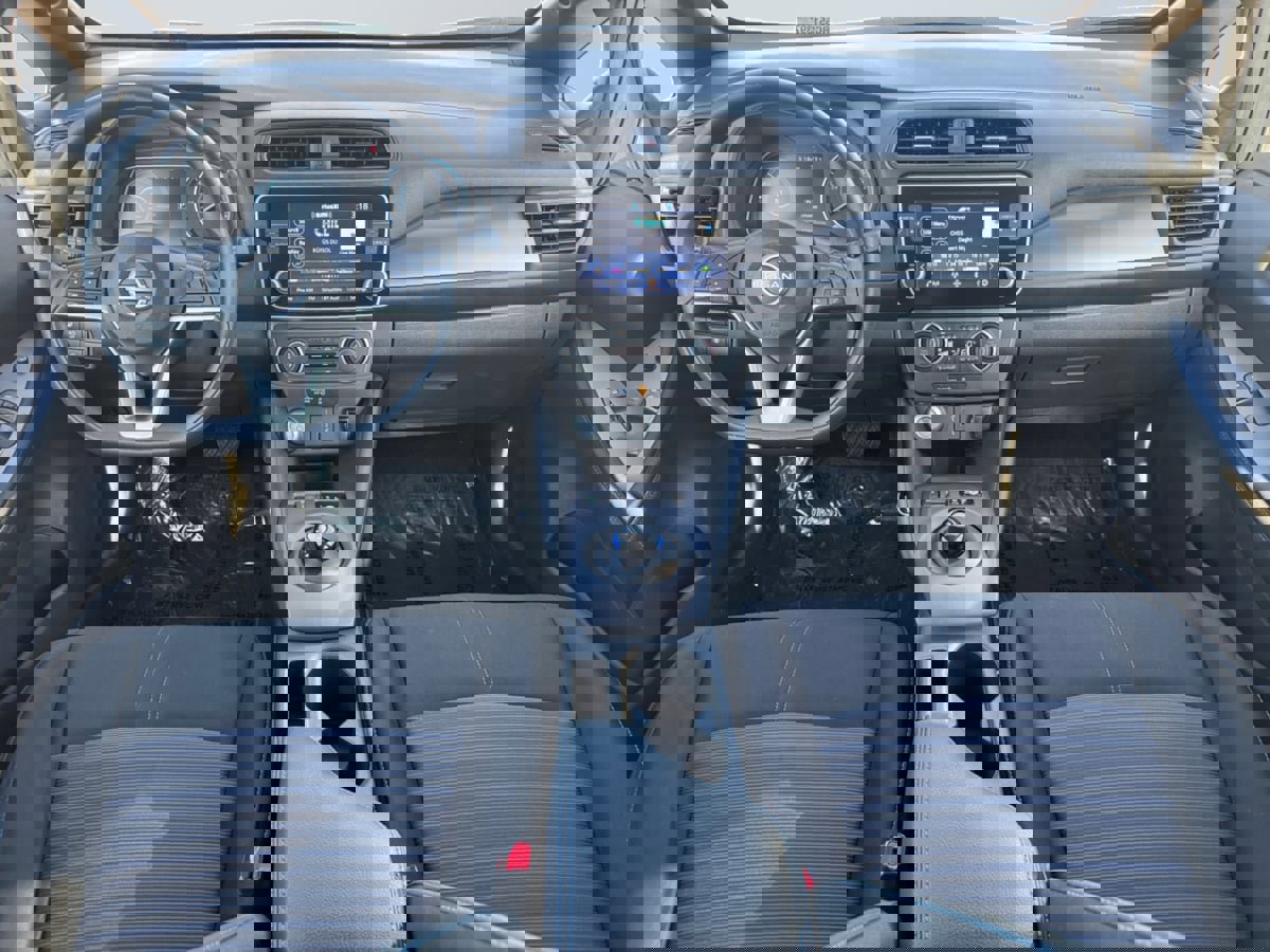 Used 2024 Nissan Leaf S image 10