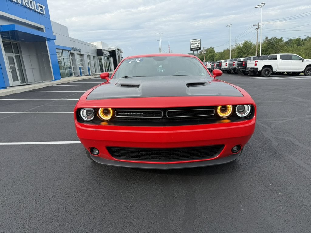 Used 2019 Dodge Challenger SXT w/ Plus Package AWD/4WD image 9