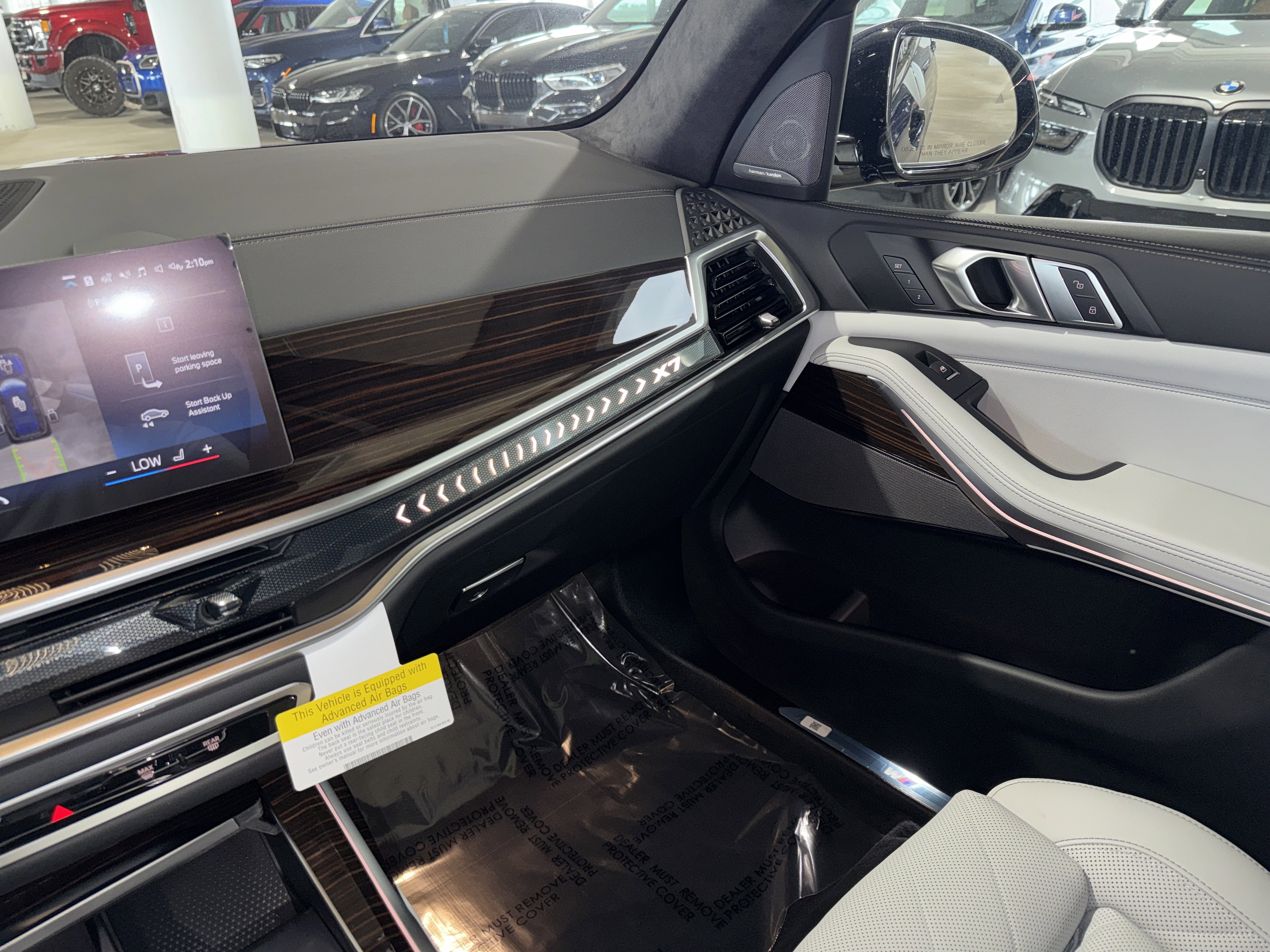 New 2026 BMW X7 xDrive40i w/ M Sport Package image 21