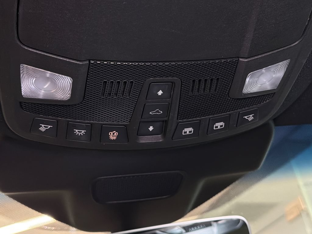 Used 2019 Lincoln Nautilus Reserve AWD/4WD image 27
