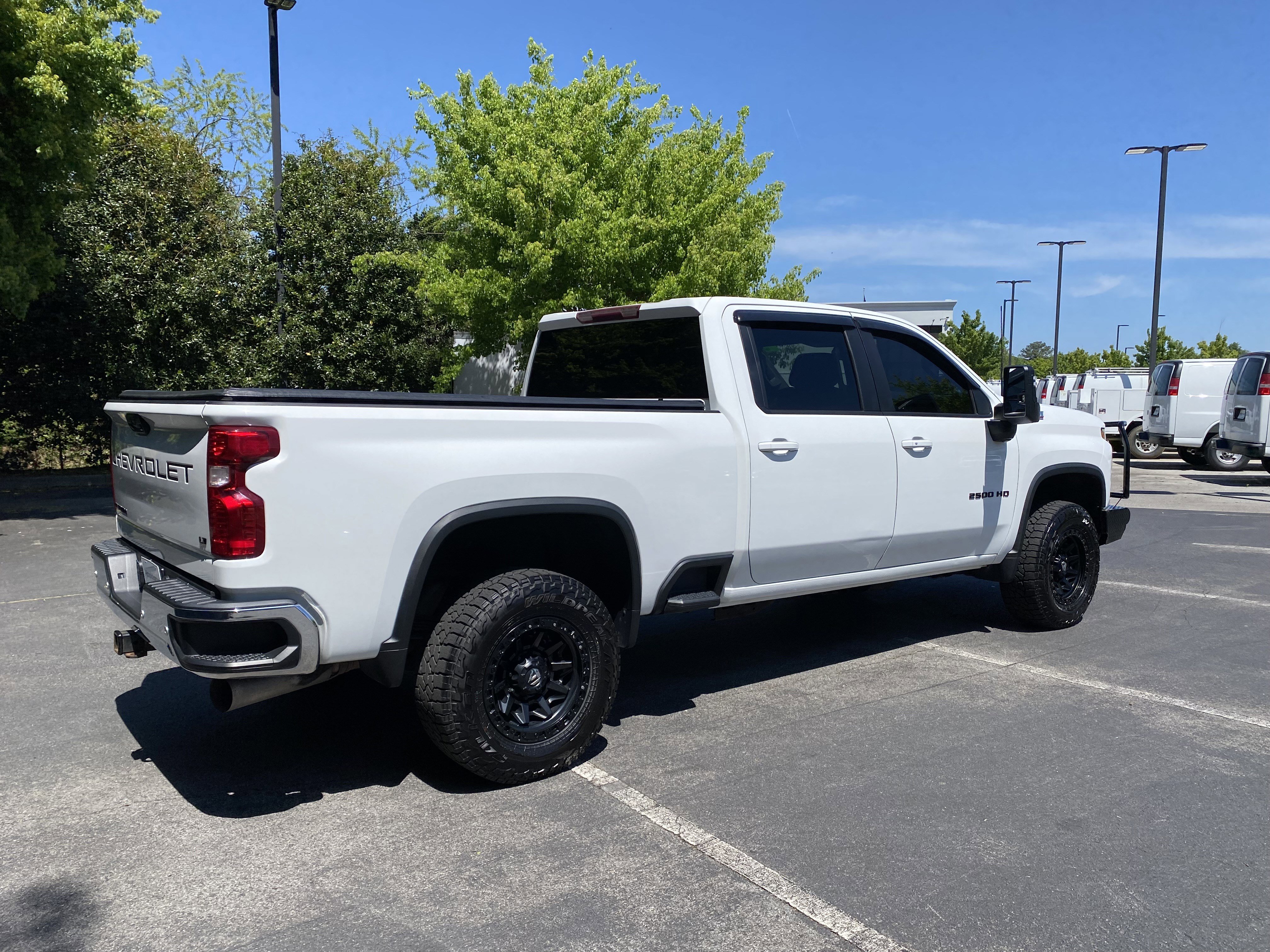 Used 2021 Chevrolet Silverado 2500 LT w/ All Star Edition AWD/4WD image 9