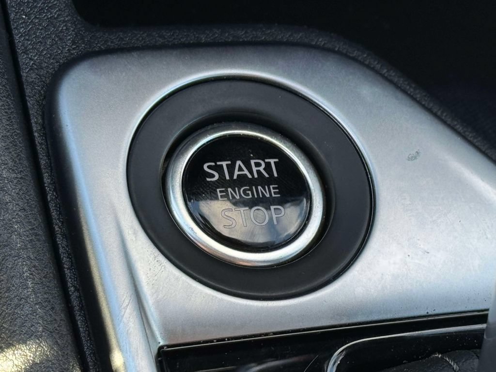 Used 2025 Nissan Sentra SV w/ All-Weather Package FWD image 26