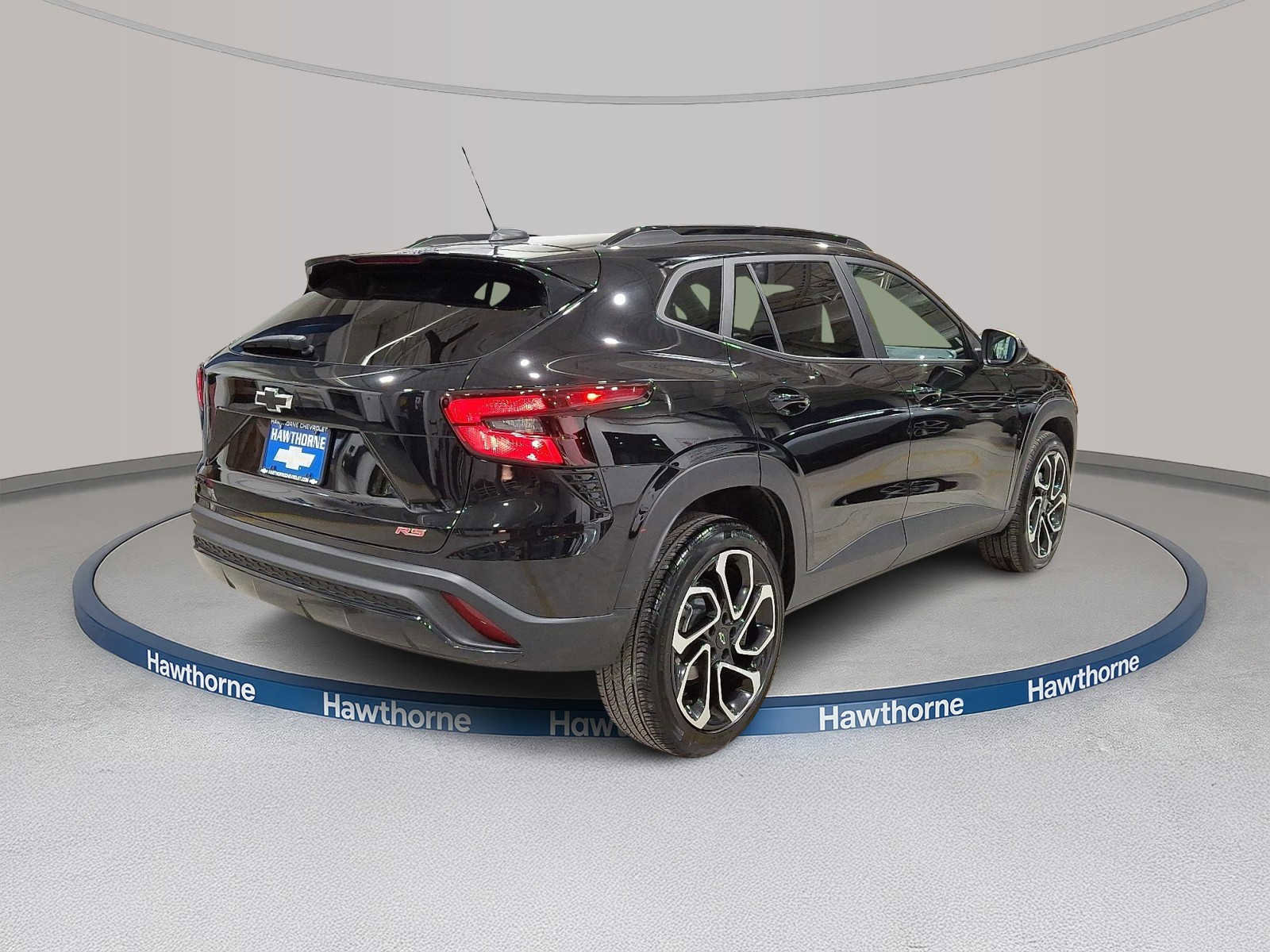 Used 2024 Chevrolet Trax RS w/ Sunroof Package image 6