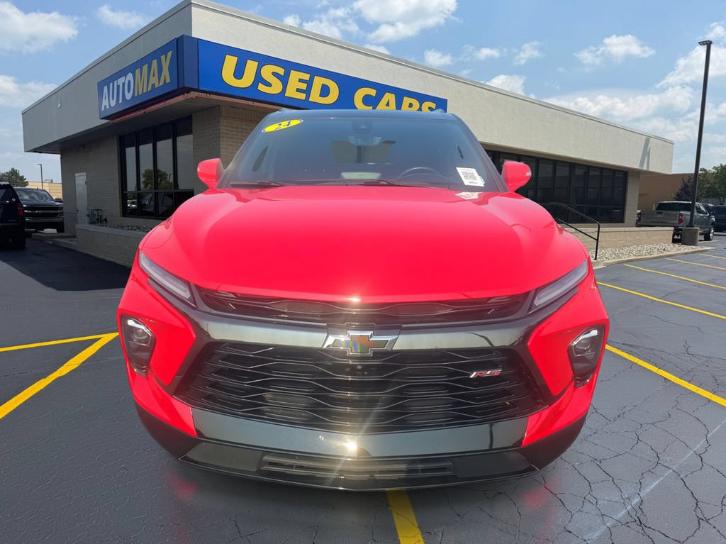 Used 2024 Chevrolet Blazer RS w/ Driver Confidence II Package AWD/4WD image 3